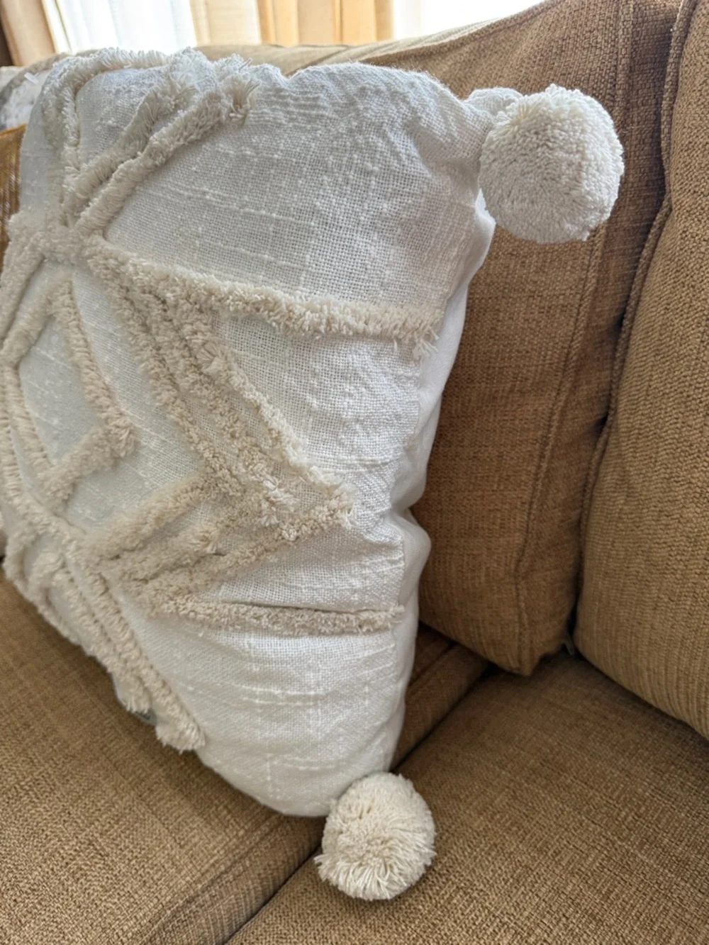 Opalhouse Jungalow Cream Tufted Diamond Throw Pillow Pom Poms Boho 18” New